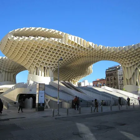 Centrico Plaza Del Salvador * Seville